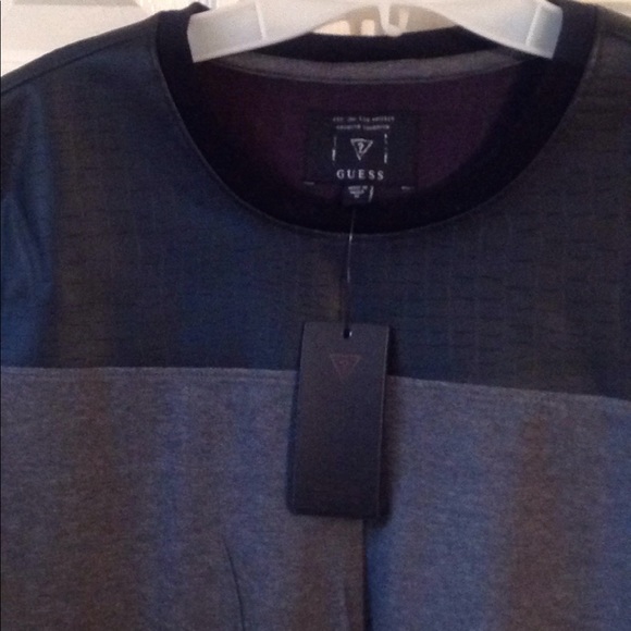 Guess grey men tee w/ faux leather Sz:M - Picture 2 of 6